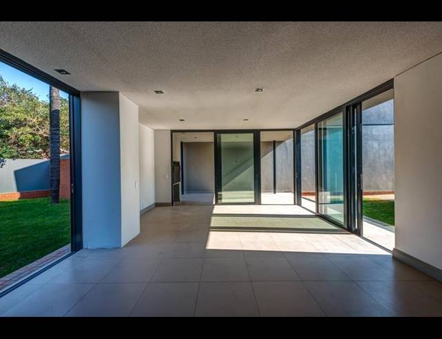 4 BEDROOM CLUSTER FOR SALE IN WATERKLOOF RIDGE